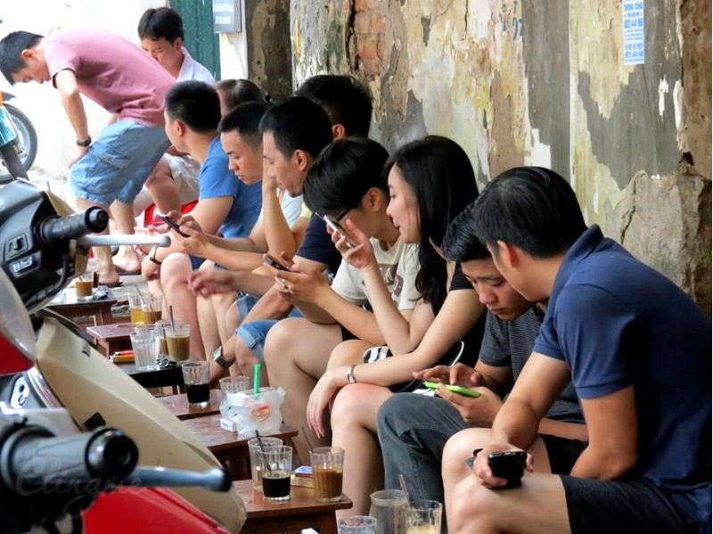 Best places to visit in Vietnam, Vietnamese best places to visit, Vietnames famous foods